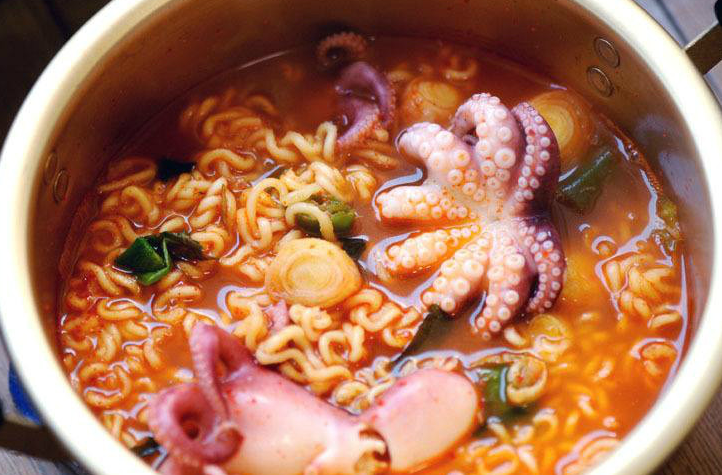 泡面常备，注重食物增加剂题目！